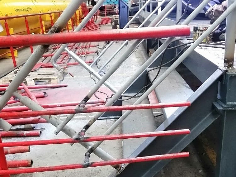 Монтаж металлокострукций