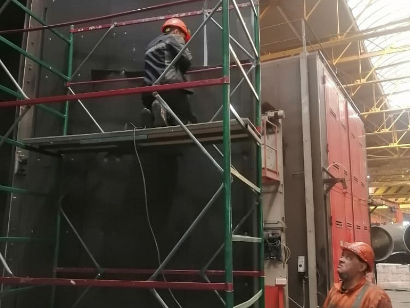 Восстановление защиты потолка, стен и дверных створок камеры