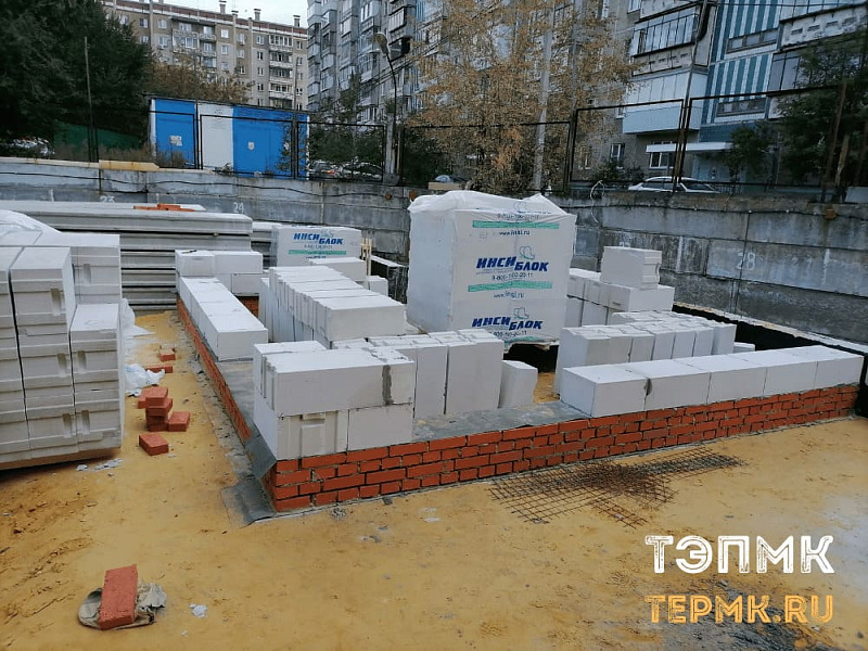 Комбинированная кладка(кирпич, газо-блок) лестничных клеток